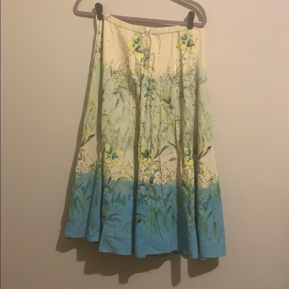 Pretty embellished skirt